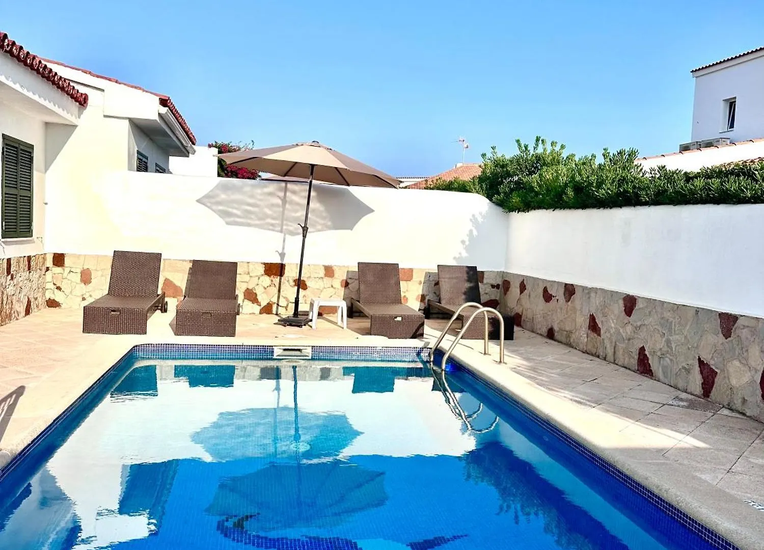 別荘 Chalet Junto Al Mar Con Piscina Privada カラン・ボッシュ スペイン