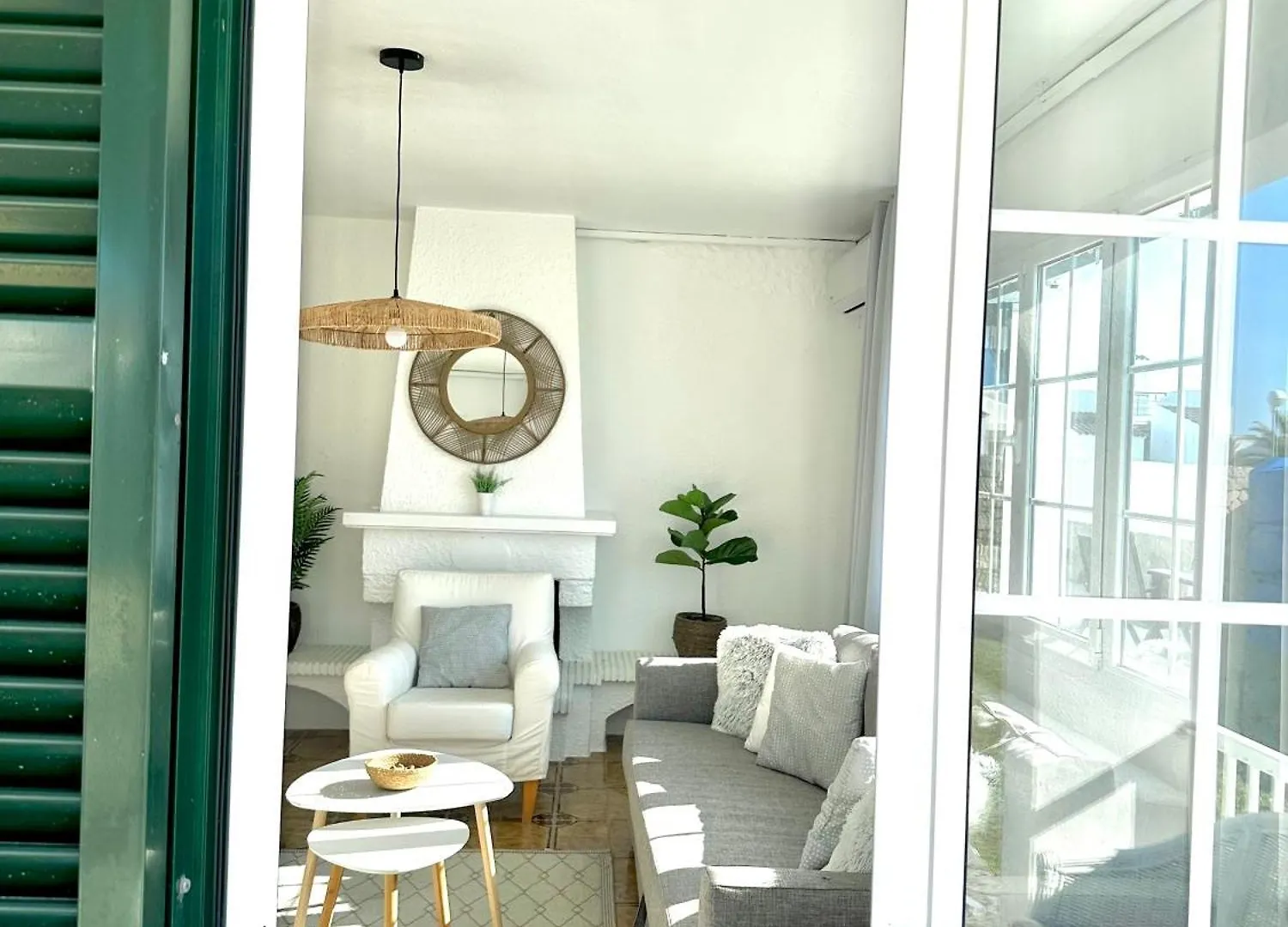 別荘 Chalet Junto Al Mar Con Piscina Privada カラン・ボッシュ