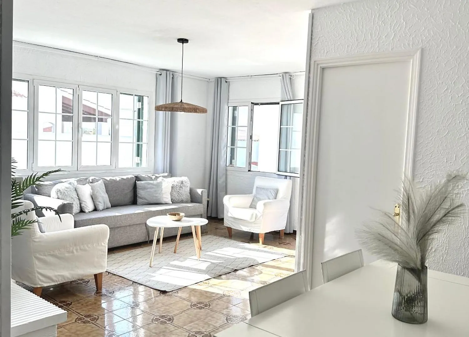 Chalet Junto Al Mar Con Piscina Privada カラン・ボッシュ 別荘